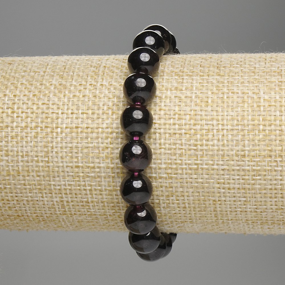 Garnet bracelet with smooth beads, 9 mm diameter, 18 cm stretch bracelet