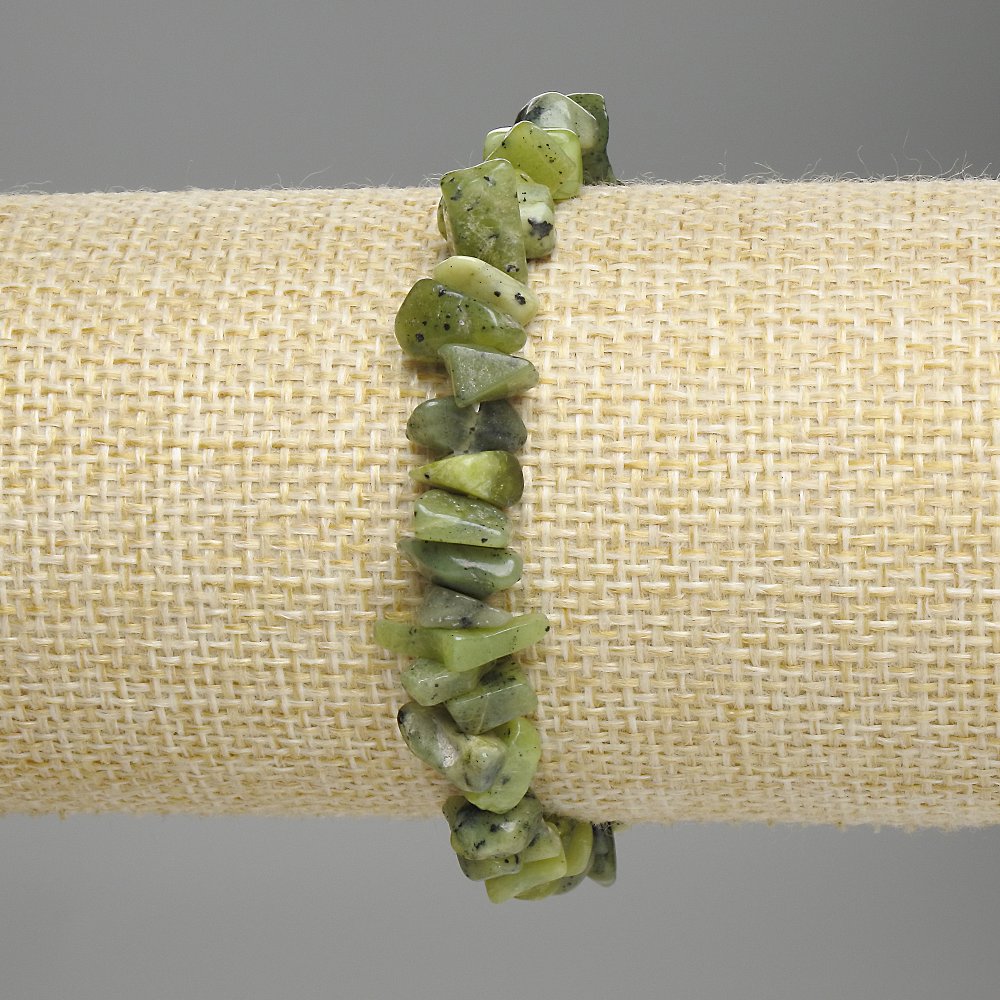 Jadeite Chip Bracelet, chip size 5–12 × 2–5 mm, length 18 cm, stretch bracelet