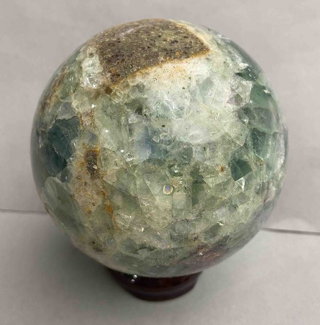Decorative sphere made of natural fluorite, diameter 93 mm, weight 1484 g