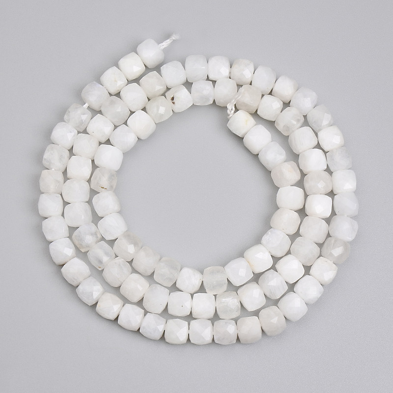Adularia Moonstone faceted cube beads 4x4 mm, length approx. 38 cm, on thread