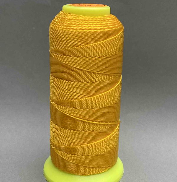 Orange nylon thread bobbin, 0.9 mm diameter, for crafts, 300 m
