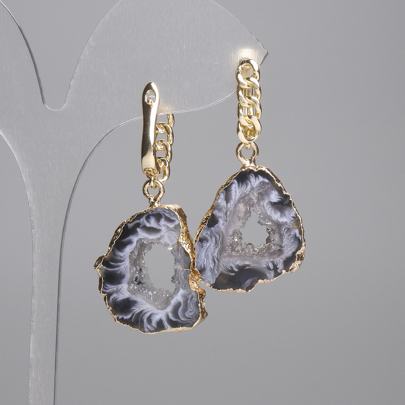 Earrings with agate druzy slice