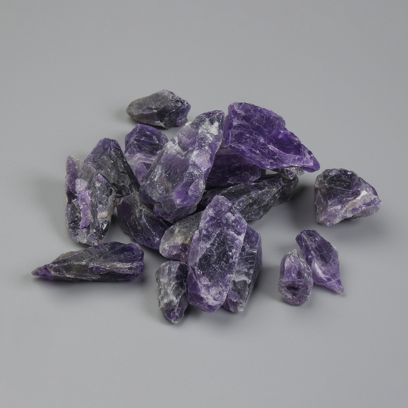 Natural unprocessed amethyst stone, diameter 17-50×8-25×9-20 mm ± (assorted sizes) (Price per 100 g)