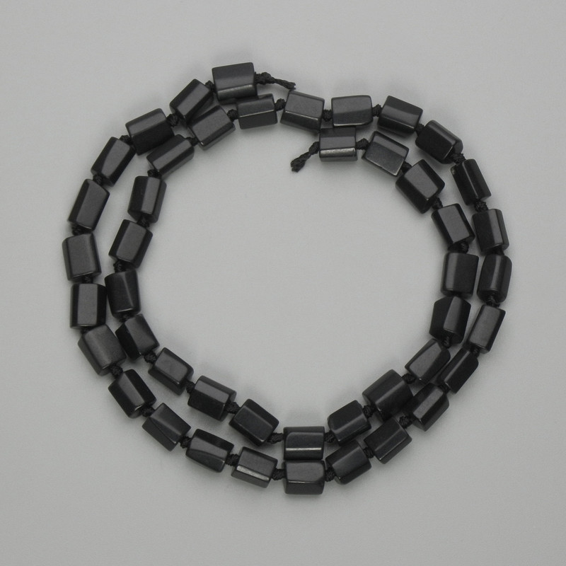 Shungite beads, faceted cut 7–8×5–6 mm, on thread, 40 cm long