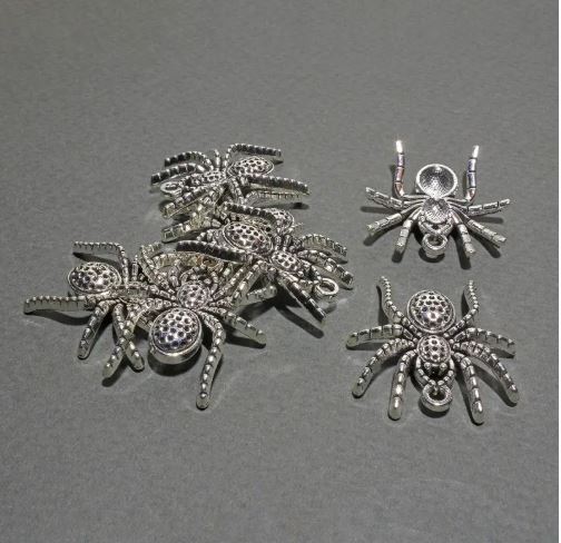 Spider Pendant Finding, 24x26 mm diameter, packaging 7 pcs ± 20 g
