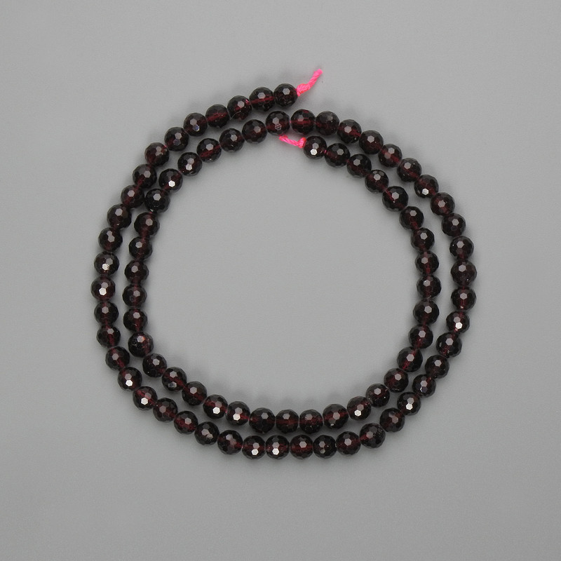 Garnet Beads, Faceted Ball 5mm, 39 cm +/- on Thread