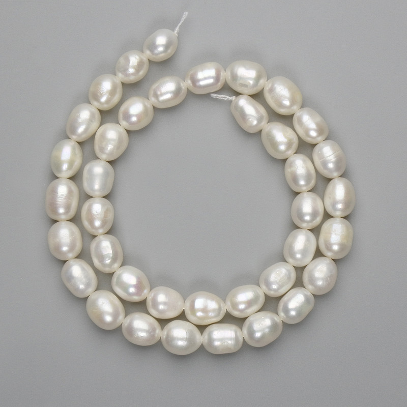 Natural freshwater pearl beads 9–10×7–8 mm, length 36 cm, on thread