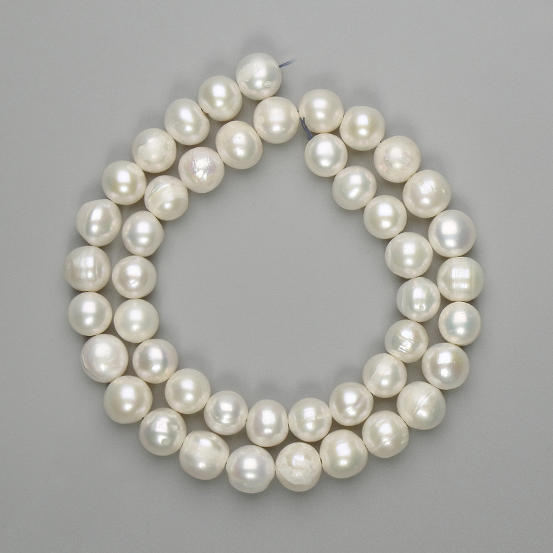 Natural freshwater pearl beads, 8.5 mm, on thread