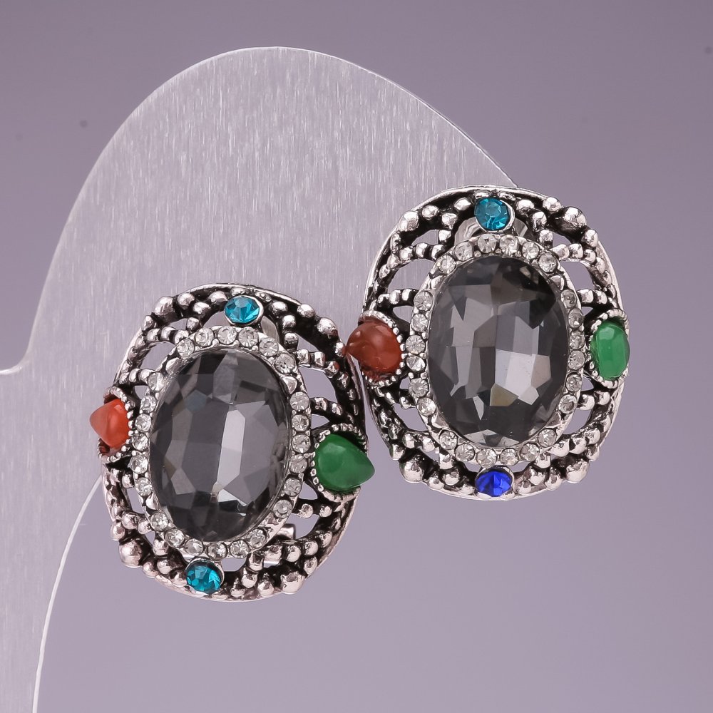 Earrings 2x2.5 cm 'Rainbow' oval with rhinestones and gray crystal