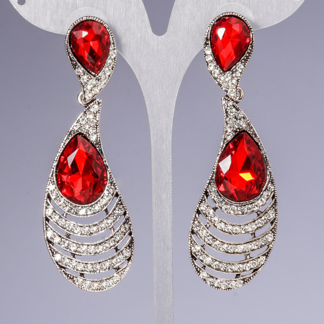 Crystal earrings 'Chandeliers' 'Chandeliers' 'Feather'