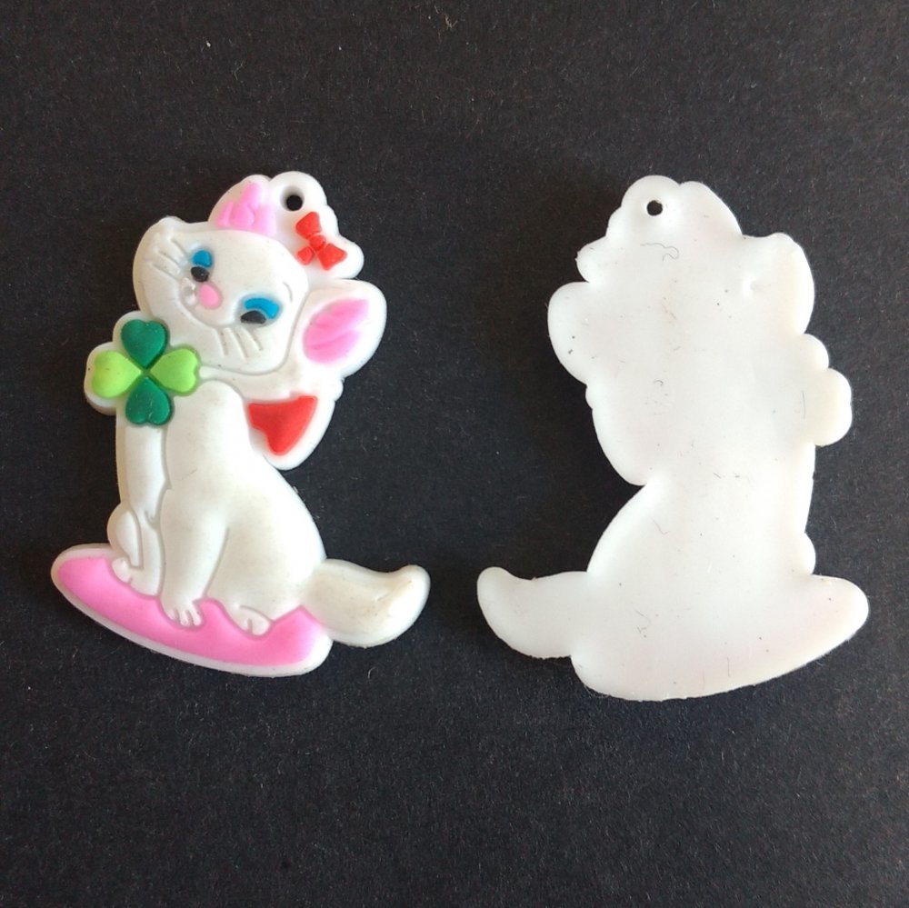 Kitten Pendant, Earrings, and Keychain Blank 33×17 mm