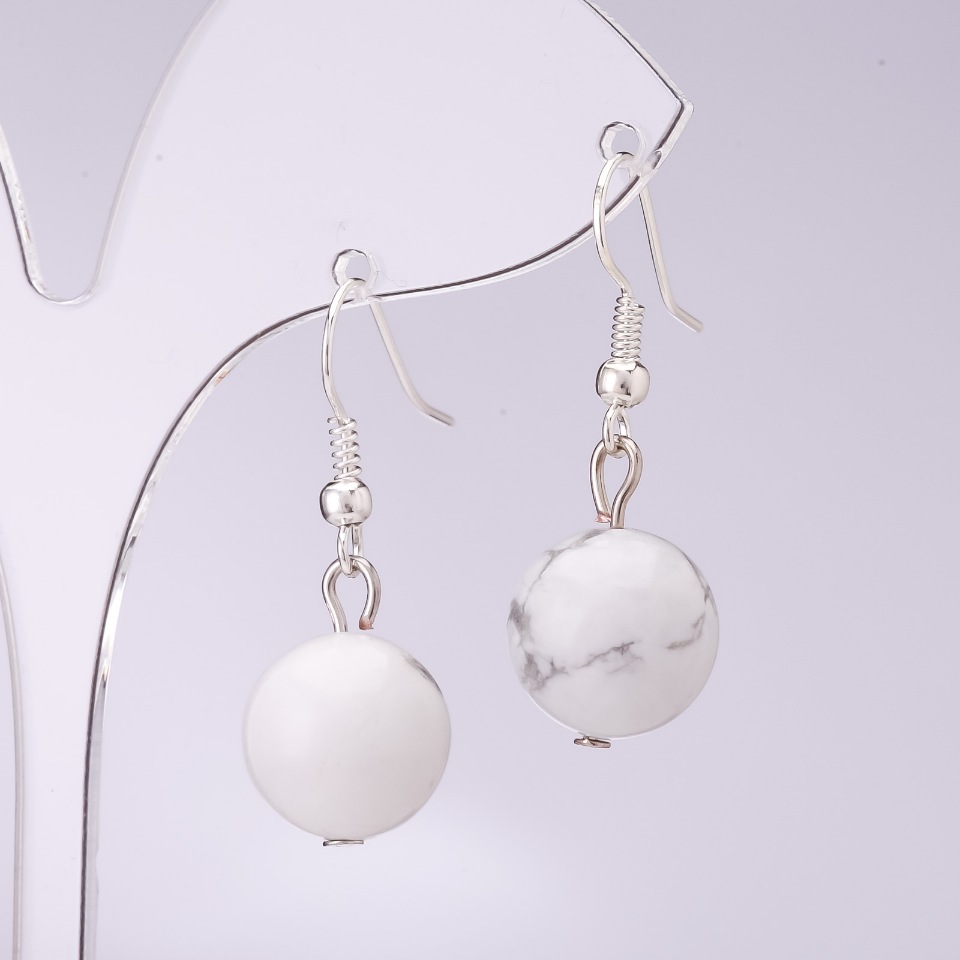 Kaholong earrings, diameter 12mm, length 34cm