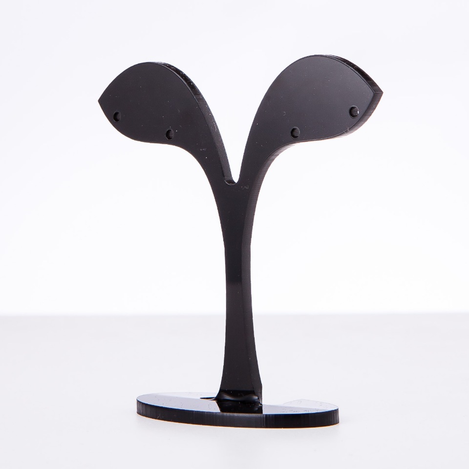 Jewelry stand, black plastic, height 8 cm, width 8 cm