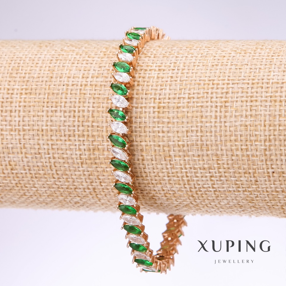 Xuping Bracelet with Green and White Stones, 6.72 mm Thick, Length 18–20 cm, 18k Gold Plating
