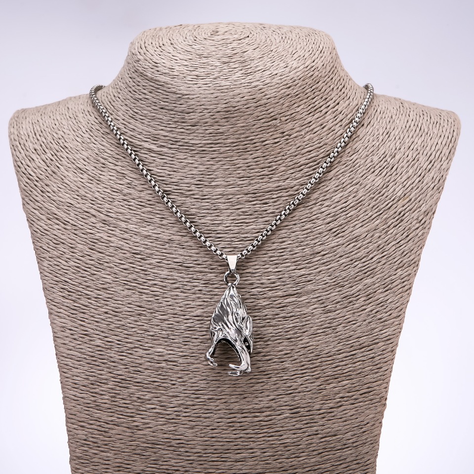 Pendant in punk goth style featuring a Wolf, 45×20 mm on a chain, length 65 cm