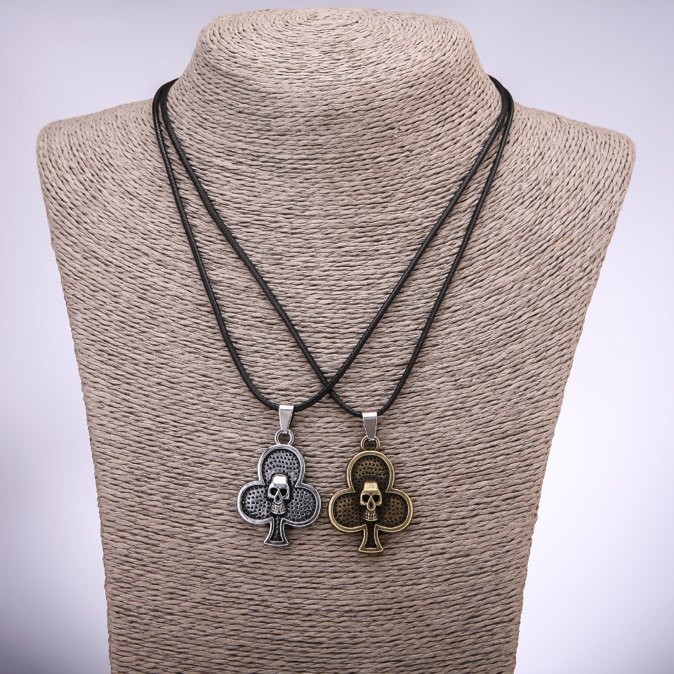 Парні кулони дружби Трефи з черепами, довжина 42-48см, діаметр 25х35мм