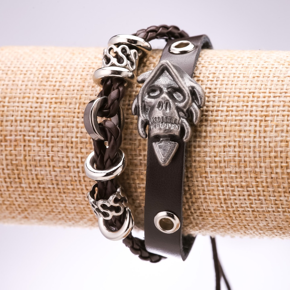 Brown eco-leather skull bracelet, adjustable, length 18-24 cm