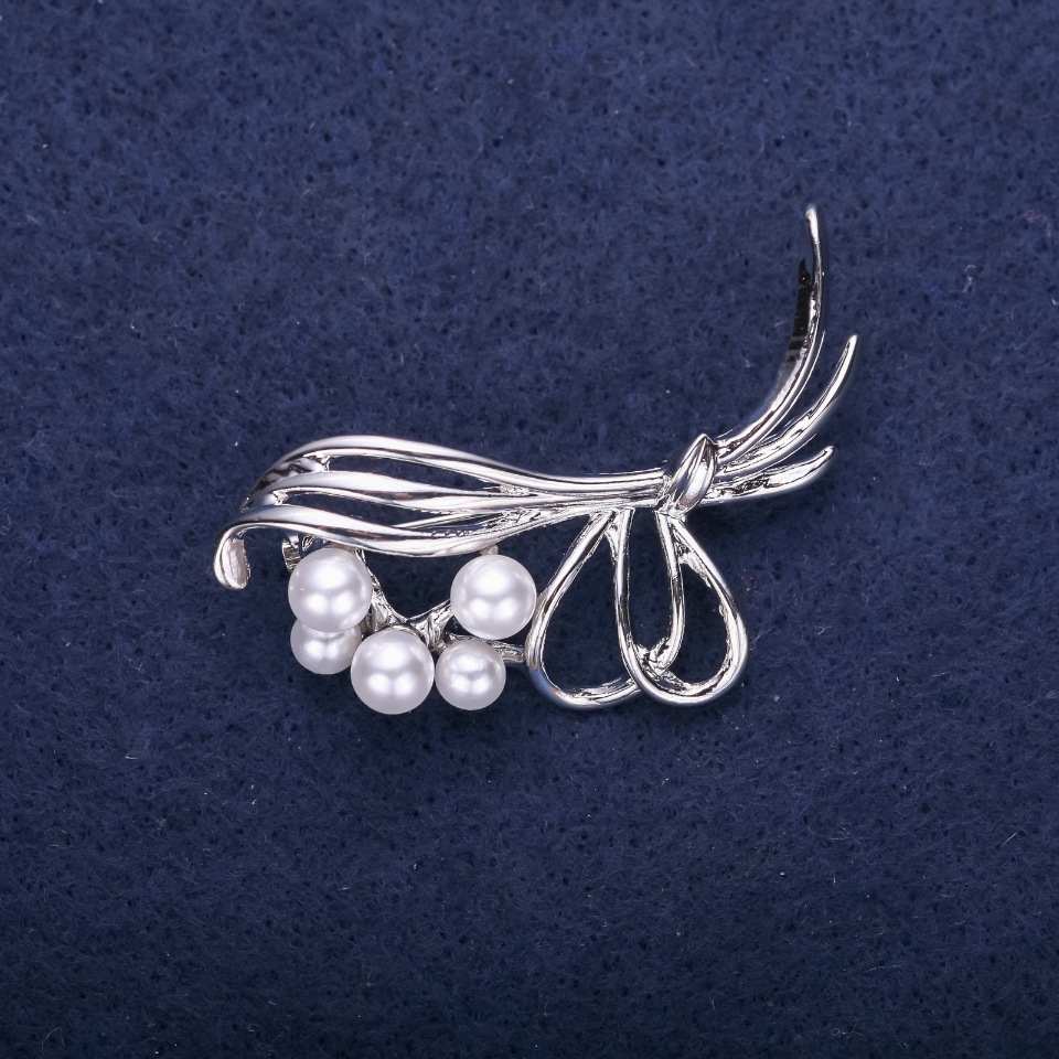 Clearance Bouquet Brooch with White Pearl Beads, 50×22 mm, Silver-Tone Metal