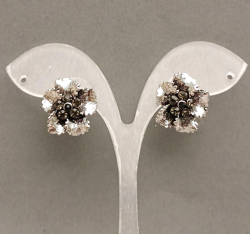 Stud earrings 'Flower' 18mm