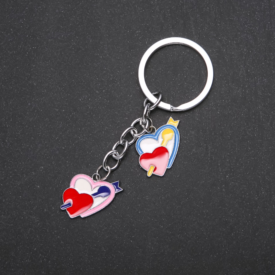 Heart keychain in metal color 'silver'