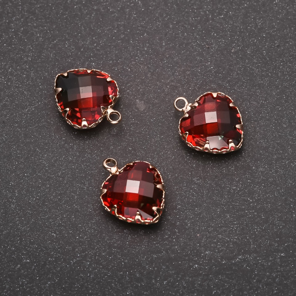 Heart Pendant in Red-Green Color, Golden Bezel 12×15 mm