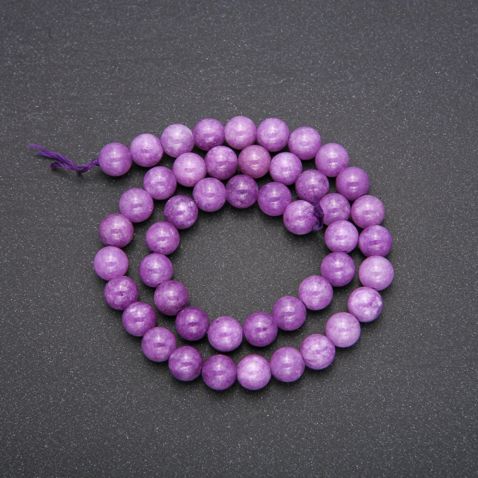 Beads of Toned Quartz to Amethyst, Smooth Round Beads, 8 mm diameter, 38 cm length (+/-)