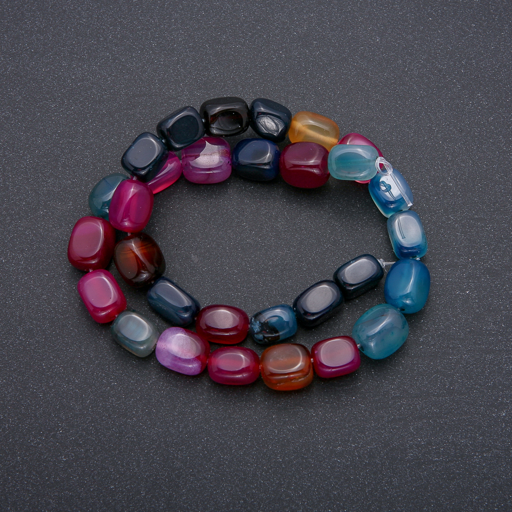 Multicolored agate beads on a thread, brick-shaped faceted beads, diameter 12x9 mm, length 37 cm