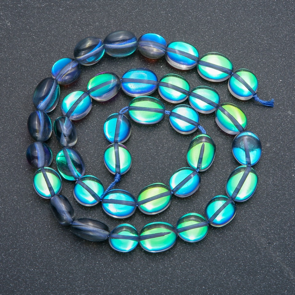 Beads on thread Opal glass Blue Chameleon faceted, diameter 10×7 mm, length 40 cm +