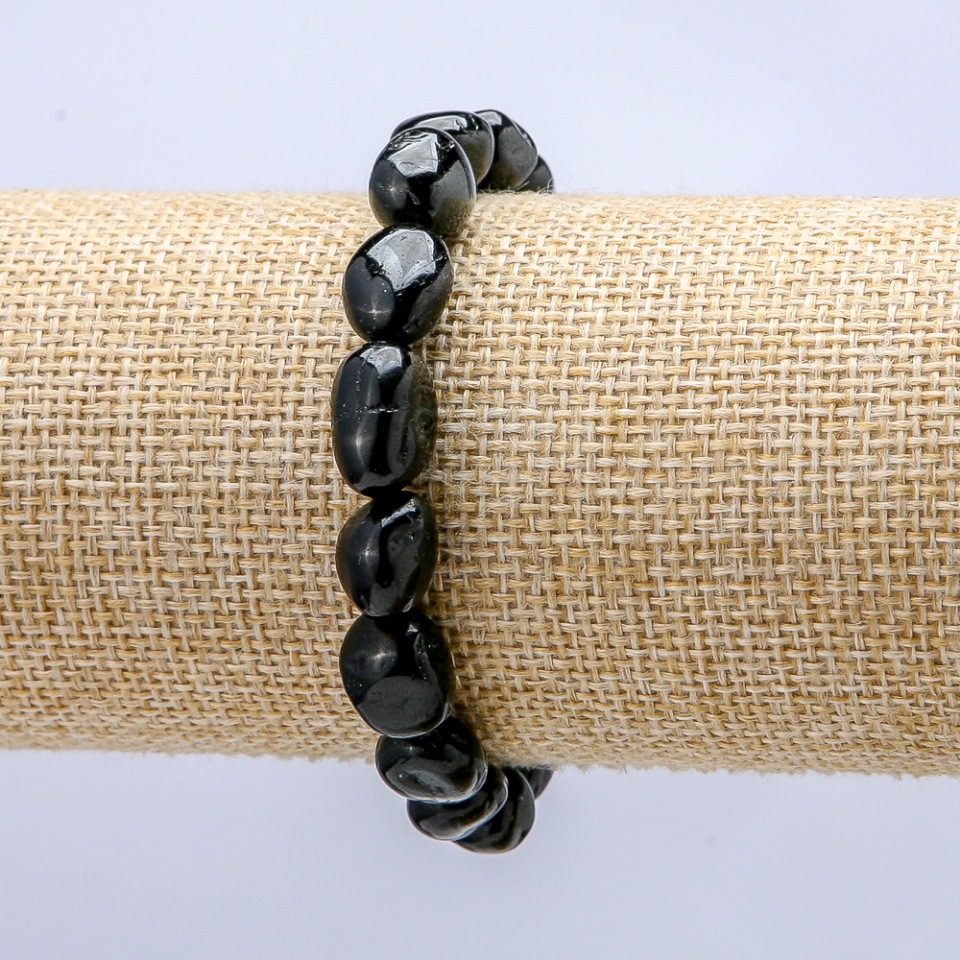 Elastic agate bracelet — faceted, diameter 8×10 mm+