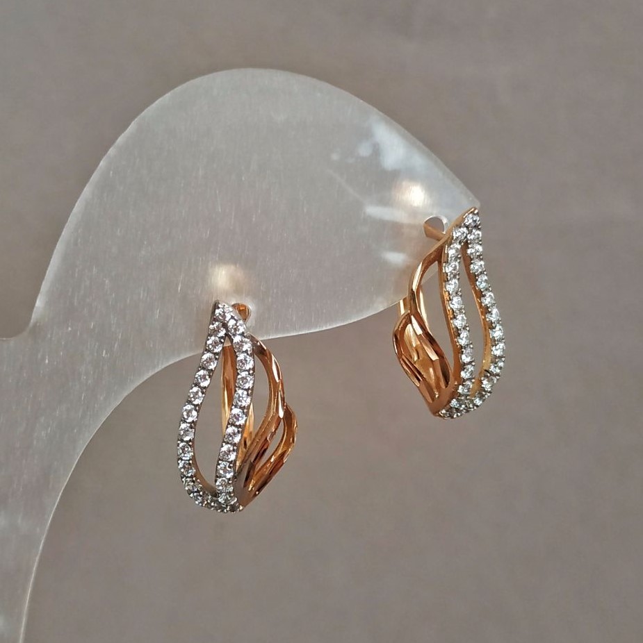 Xuping Earrings with 18K Gold Plating and White Crystals, 18x8 mm diameter +