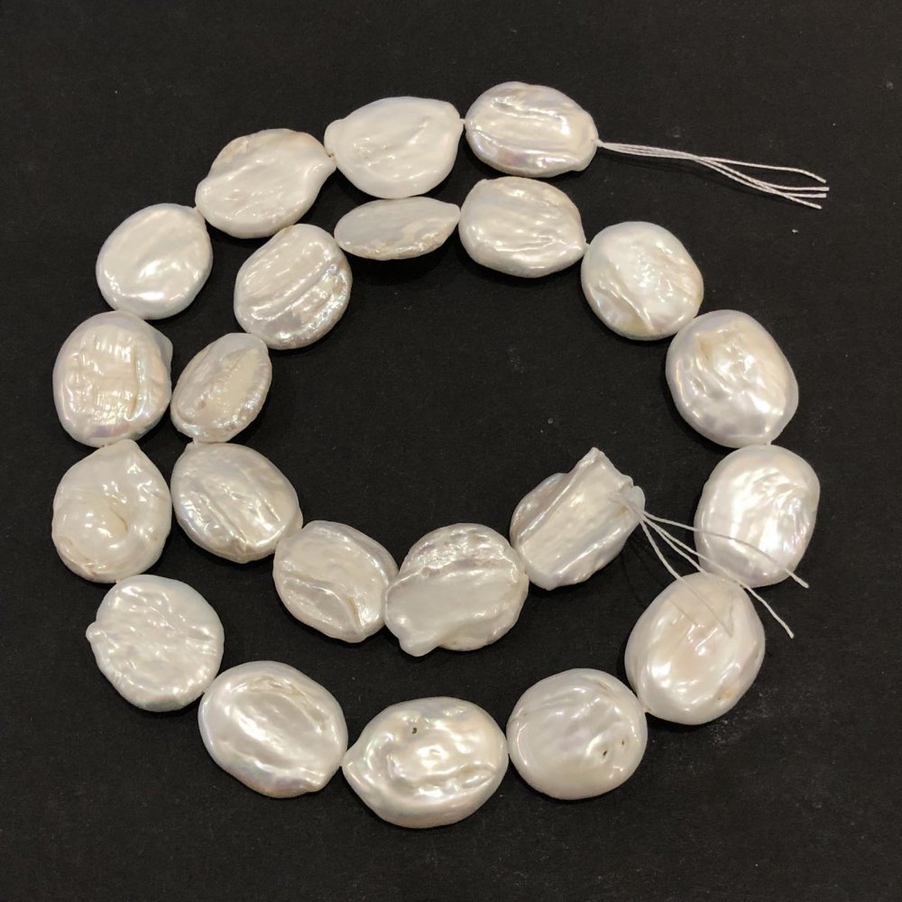 Natural Baroque Pearl Thread, diameter 19x15 mm, length 40 cm +/- with iridescence