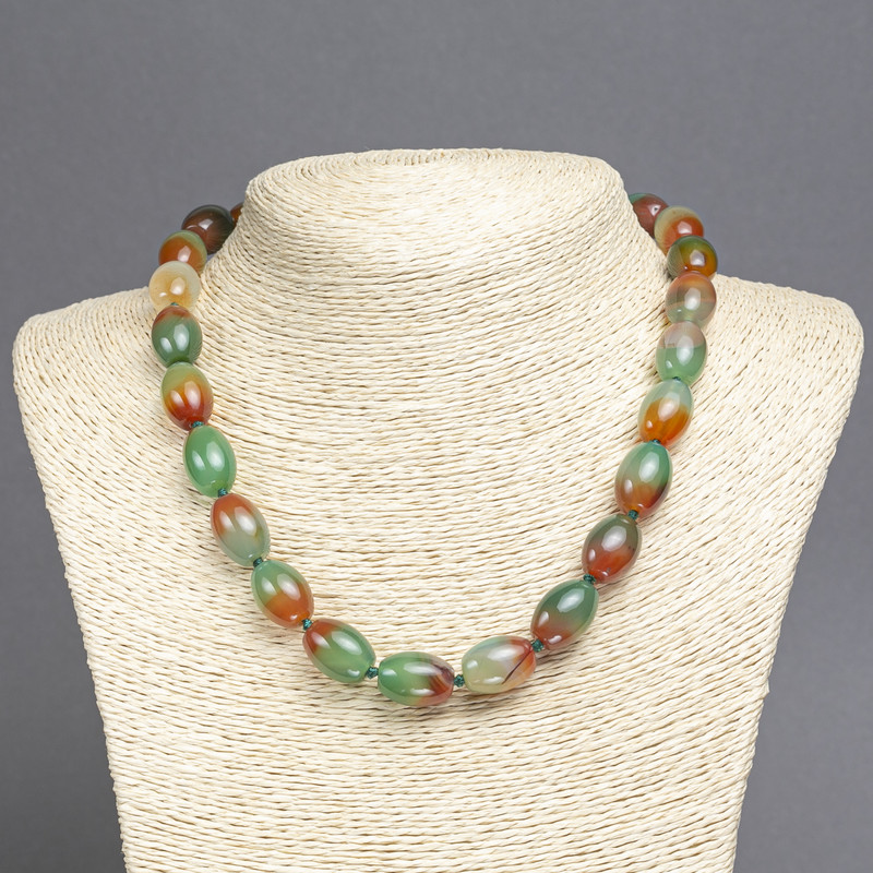 Bead Necklace of Brazilian Agate on a thread, smooth oval, 16×12 mm diameter, 45 cm length