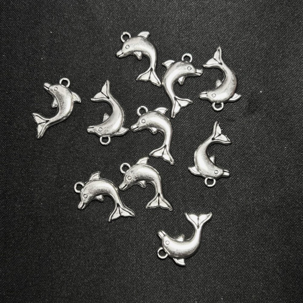 Findings Pendant Dolphin 34×15mm packaging 20g +/- 10 pcs