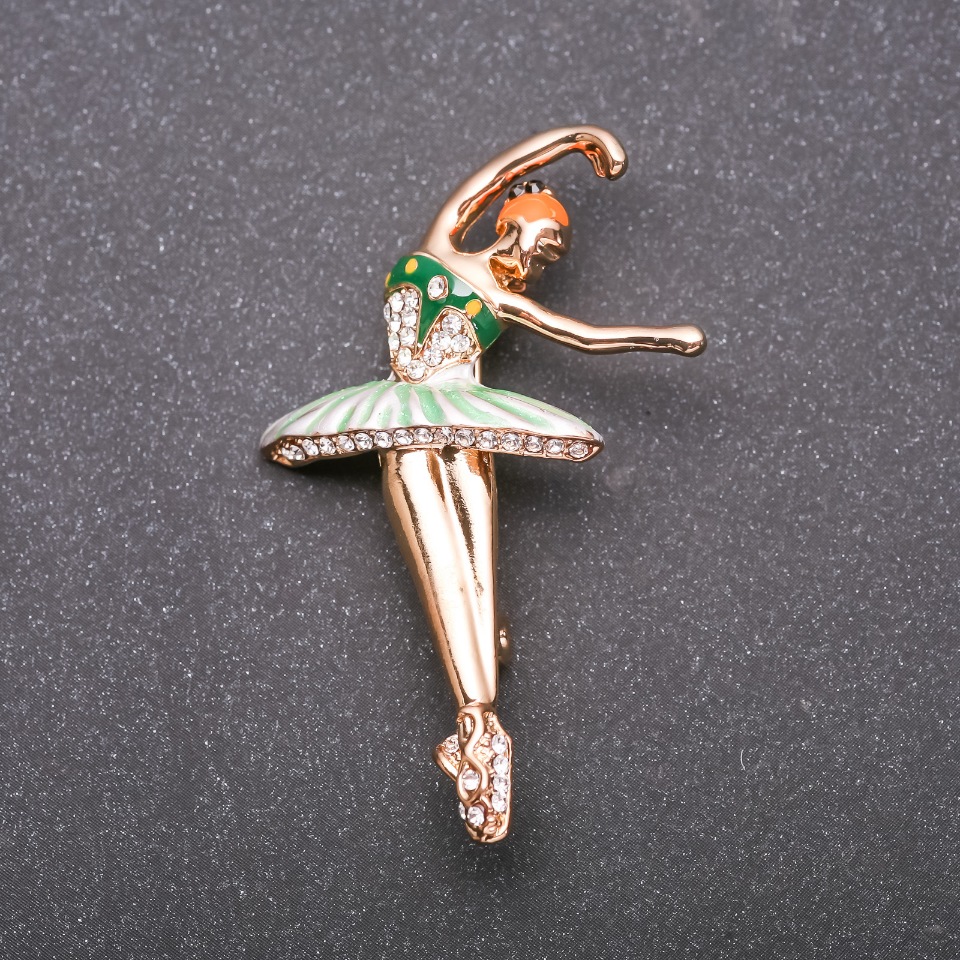 Brooch 'Ballerina' green enamel yellow metal 52x34mm