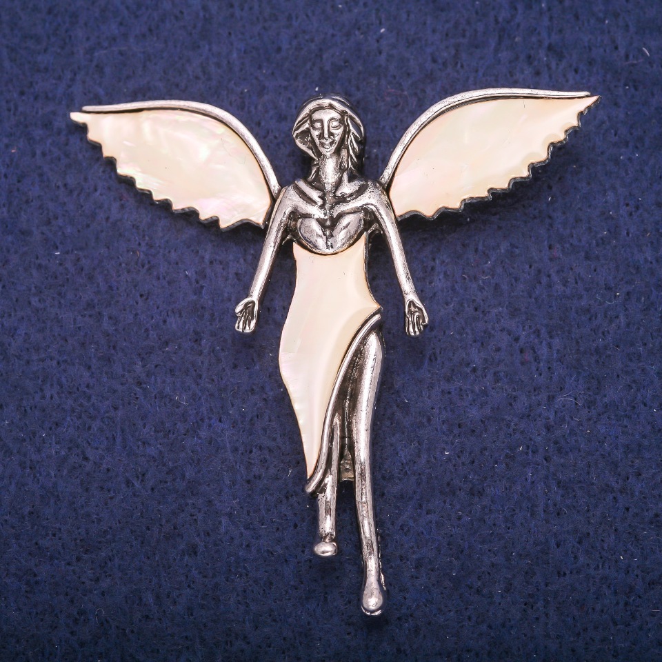 Angel Brooch with Mother-of-Pearl Inlay, Silvery Metal 59x60mm