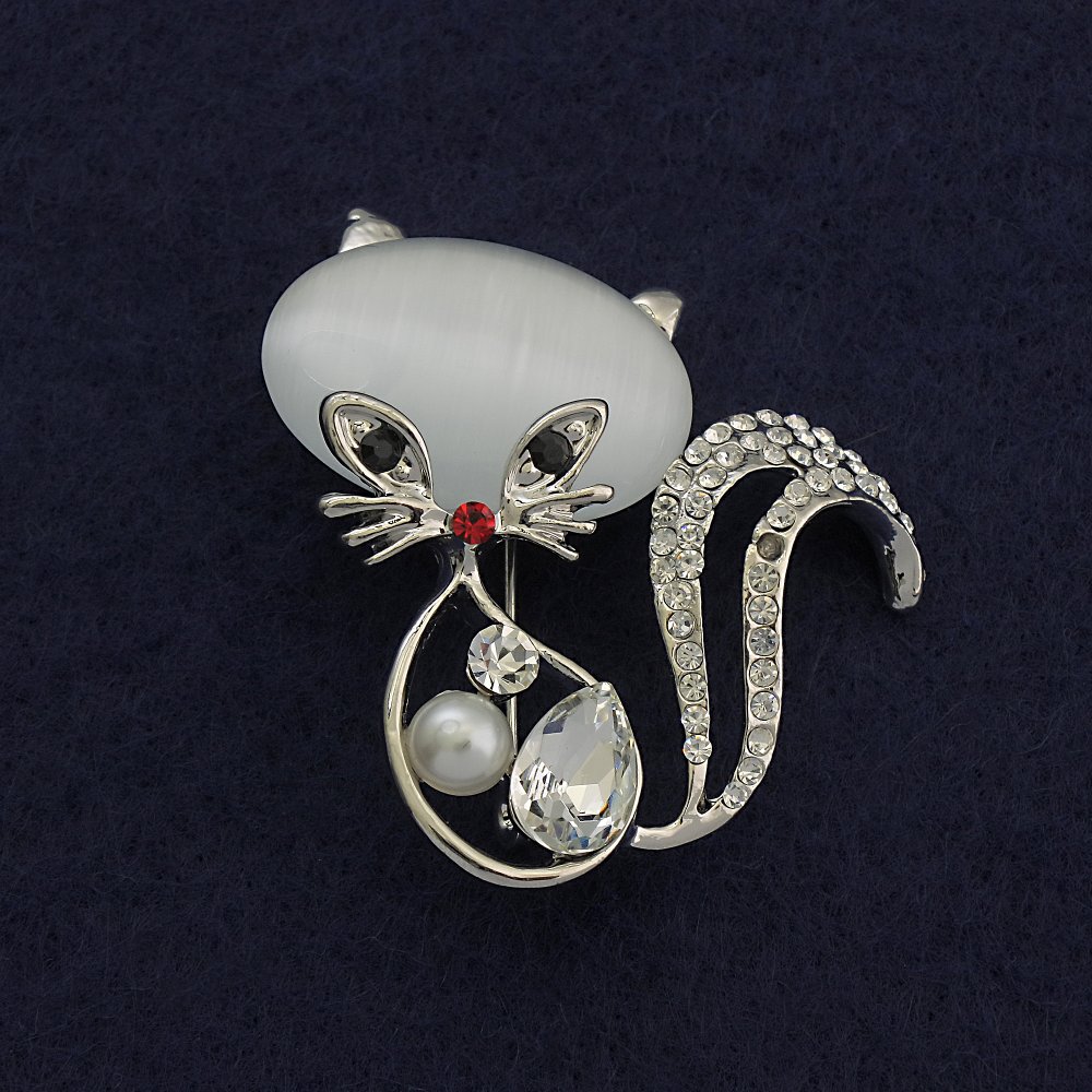 Brooch Kitty Cat's Eye, white color, with white crystals, 44x39 mm, silver-toned metal