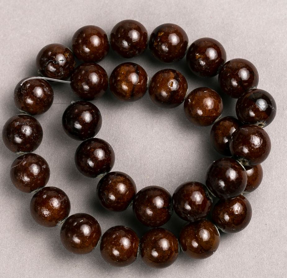 Beads 'Tiger Eye' (synthetic acrylic) on fishing line, smooth beads, diameter 14.5 mm, length 41 cm