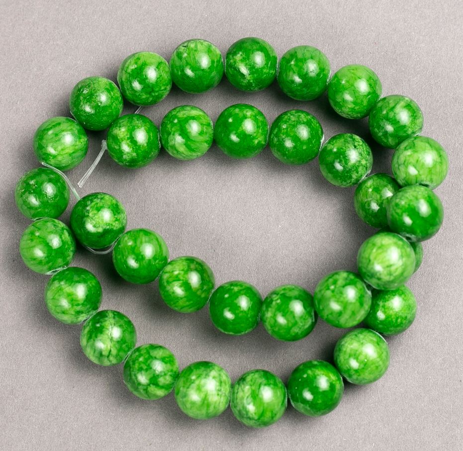 Chrysoprase Beads (artificial acrylic) on a thread, smooth spheres, 12.5 mm diameter, 40 cm length