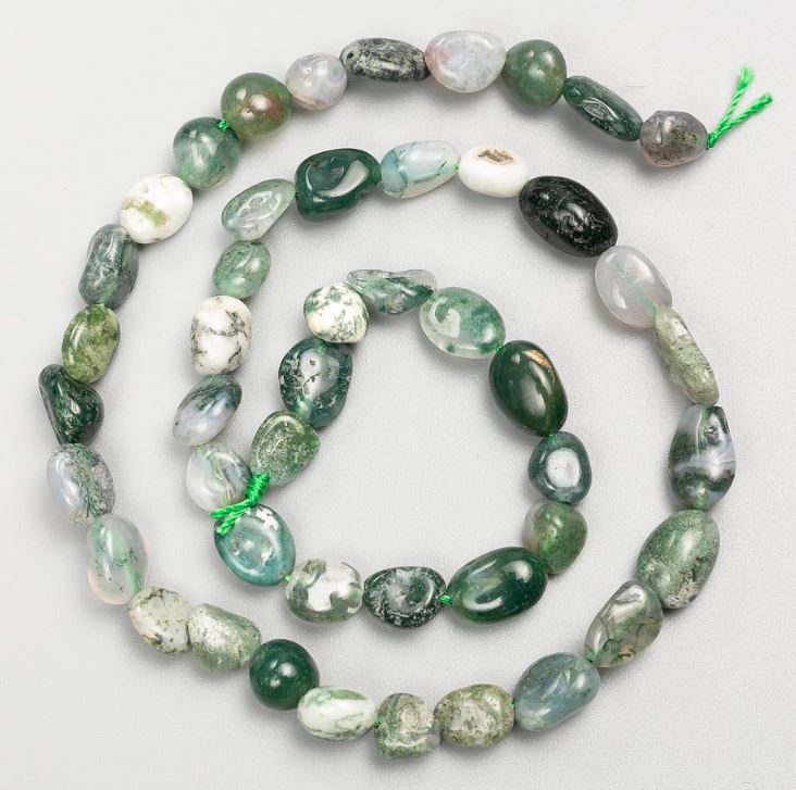 Moss Agate Beads on Thread, Natural Stone, Tumbled, 8×13–6×8 mm, Length 40 cm
