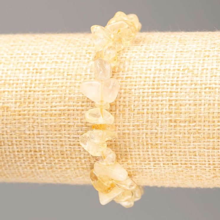 Citrine chip bracelet, diameter 11-6×5-2(±)mm on elastic, length 18 cm