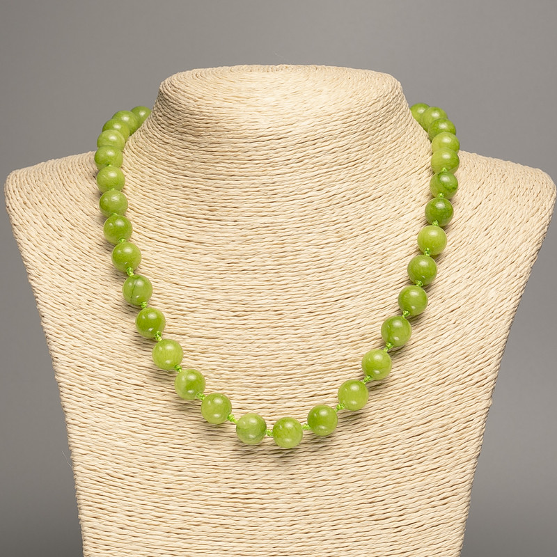 Necklace green 'Onyx' smooth beads, 10 mm diameter, length approx. 50 cm