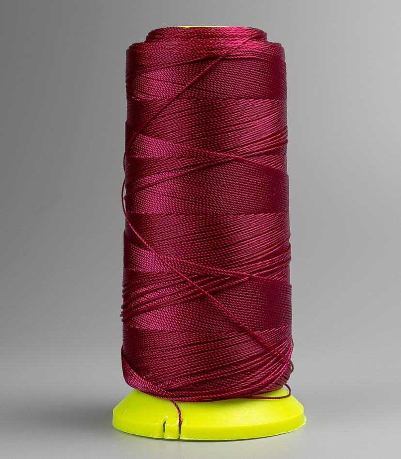 Burgundy bobbin nylon thread, 0.9 mm diameter, for crafts, 300 m