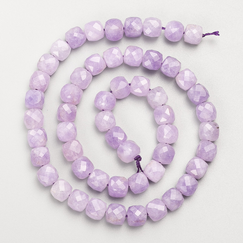 Beads Lavender Amethyst natural stone faceted cube on a thread, diameter 7 mm±, length 38 cm+