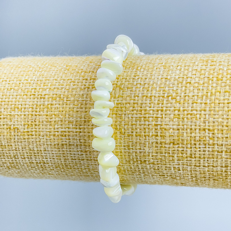 Bracelet White Mother-of-Pearl, Faceted, 7x4 mm, 18 cm (Stretch)