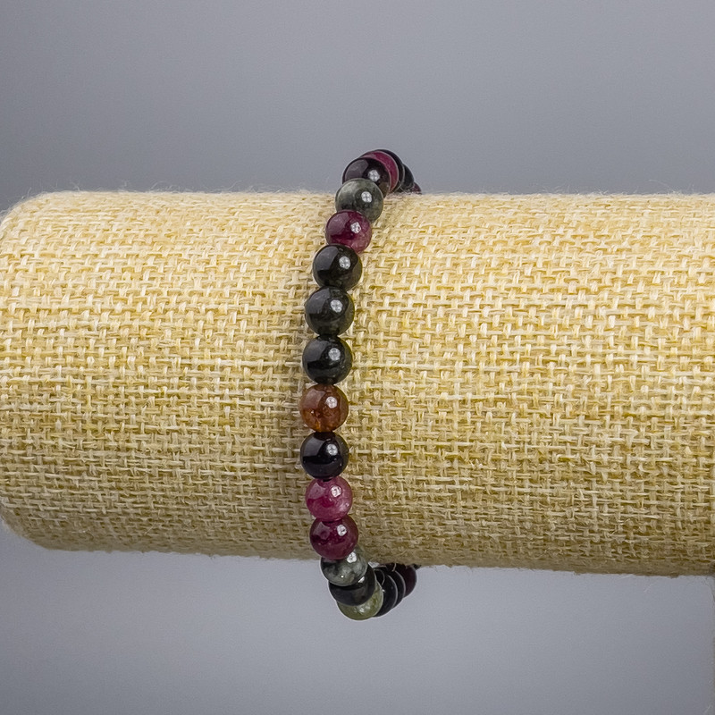 Bracelet made of artificial tourmaline with smooth beads, 6 mm diameter, 18 cm length (stretch)
