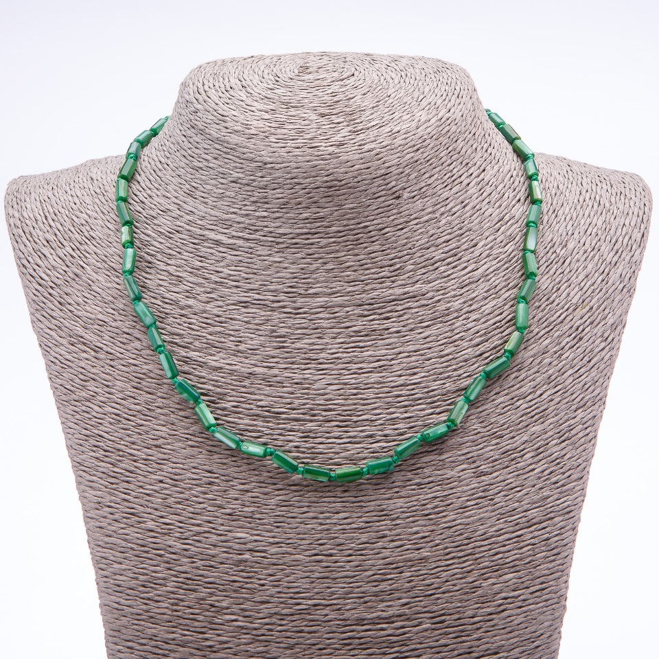 Necklace green mother-of-pearl 'tube' 8x4mm, length 45-50cm