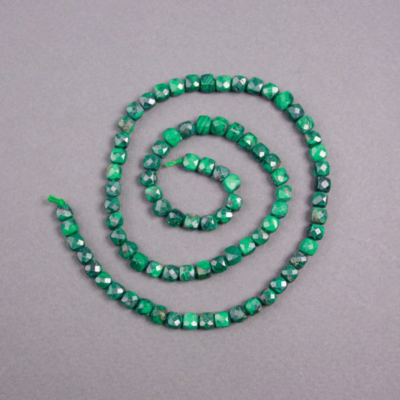 Beads on thread Malachite, natural stone, faceted cube, diameter 4.5x4.5 mm, length 39 cm