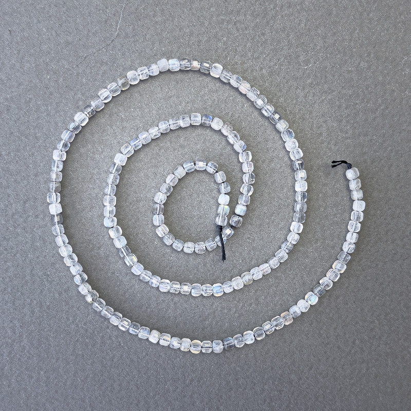 Labradorite Beads on Cord, Cube-Shaped Natural Stone, 3×3 mm Diameter, 40 cm Length