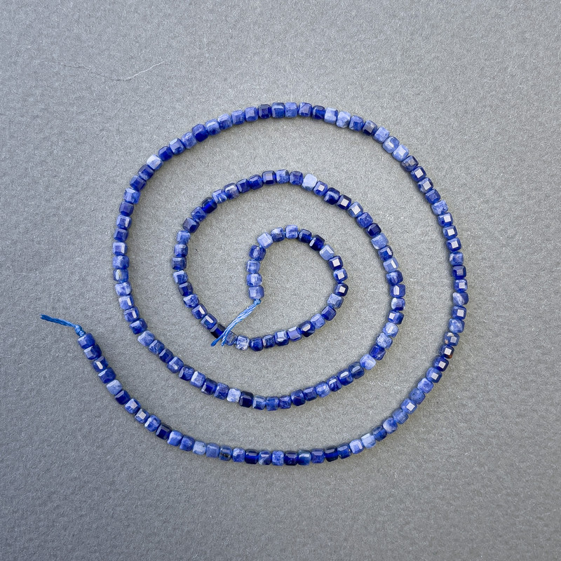 Sodalite cube beads on a strand, natural stone, diameter 2.5×2.5 mm, length 39 cm ±