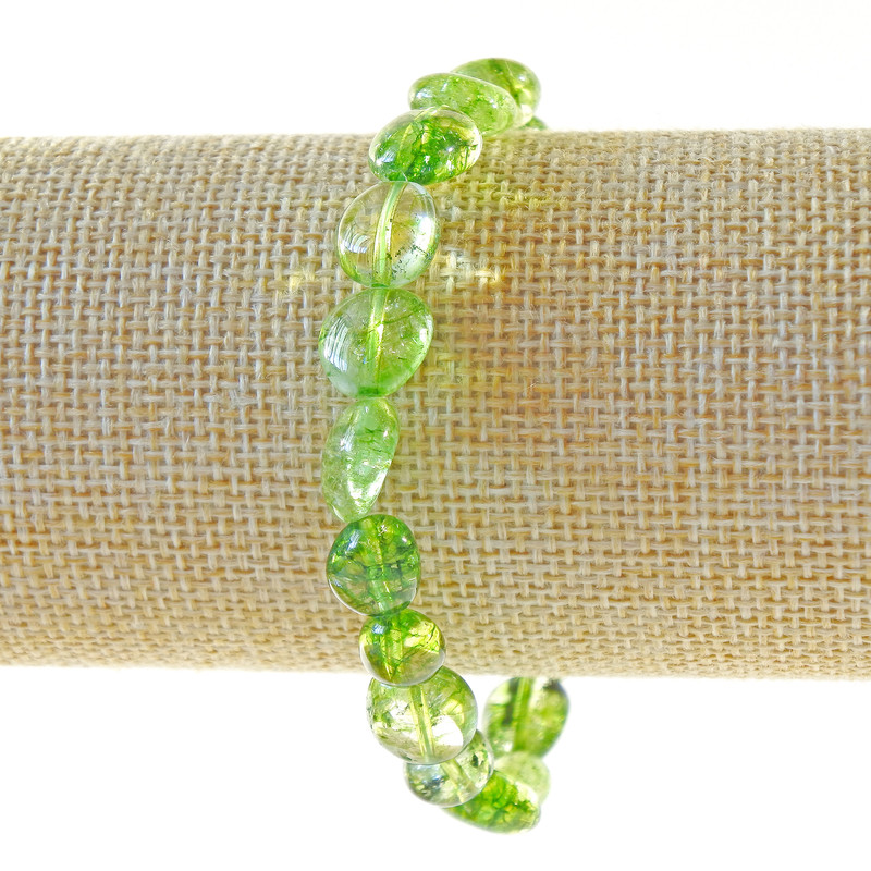 Green Crystal Bracelet, Chromodiopside-Toned, Faceted Beads, 10×12 mm Diameter, 18 cm Length (stretch)